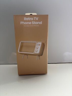 Retro TV Phone Stand - Beige Vintage Style